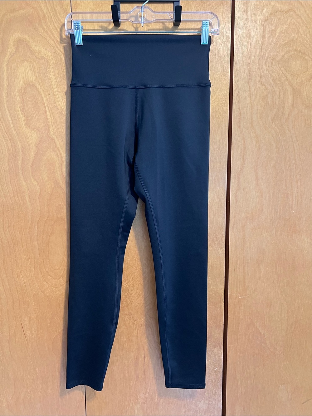 ALO Yoga 7/8 High-Waist Airlift Legging Size Medium NWOT - Picture 3 of 7